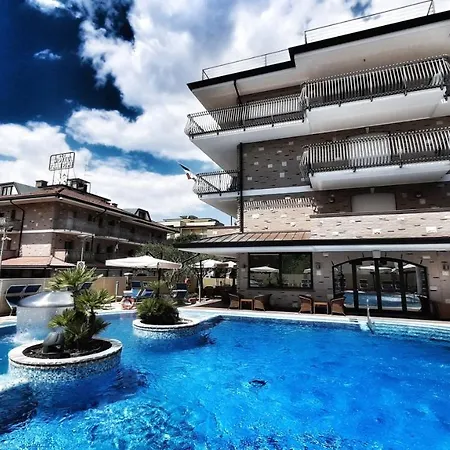 & Wellness Fra I Pini Hotel